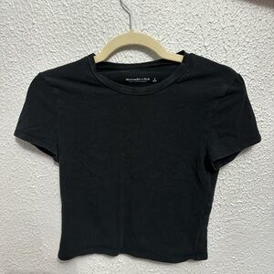 Abercrombie & Fitch Black Fitted Crop T-Shirt